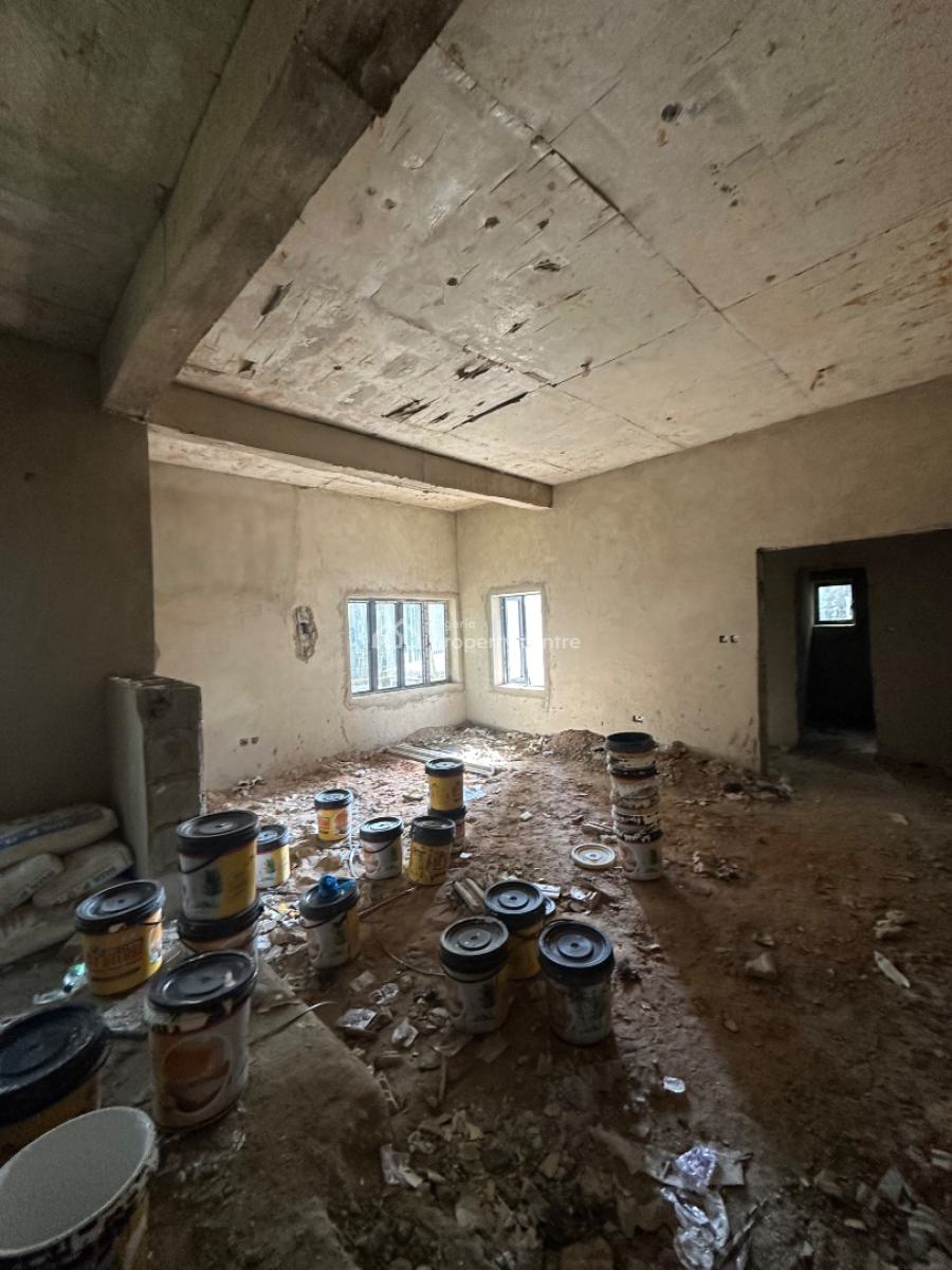 Excellent Spacious 5 Bedroom Duplex with Bq, Guzape District, Abuja, Terraced Duplex for Sale