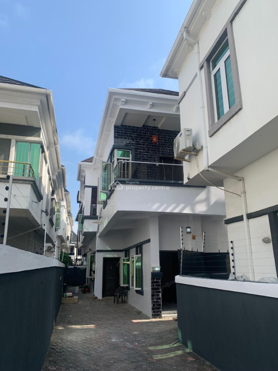 3 Bedroom Apartment, Ologolo, Lekki, Lagos, Flat / Apartment for Rent