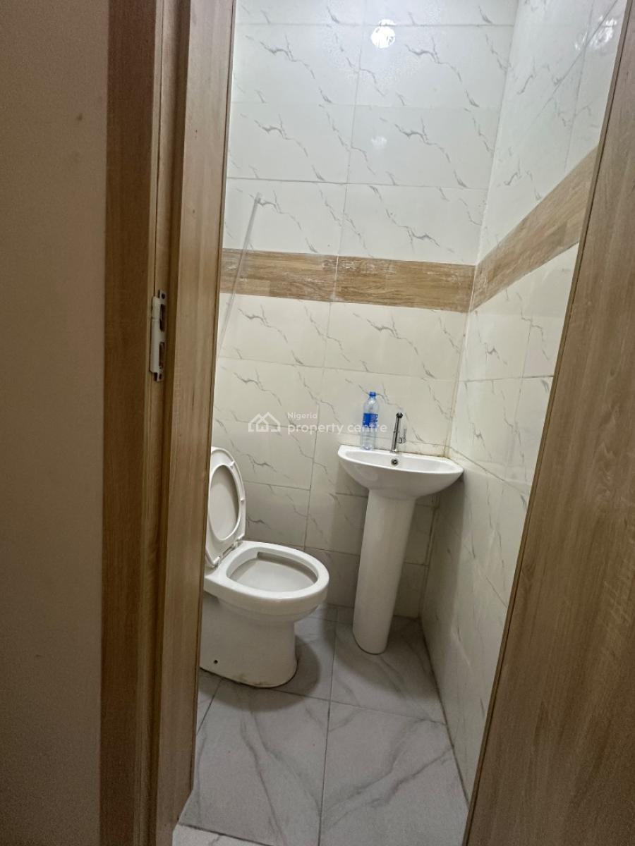 1 Bedroom Apartment, Off Domino Pizza Ologolo Lekki Lagos, Ologolo, Lekki, Lagos, Mini Flat (room and Parlour) for Rent