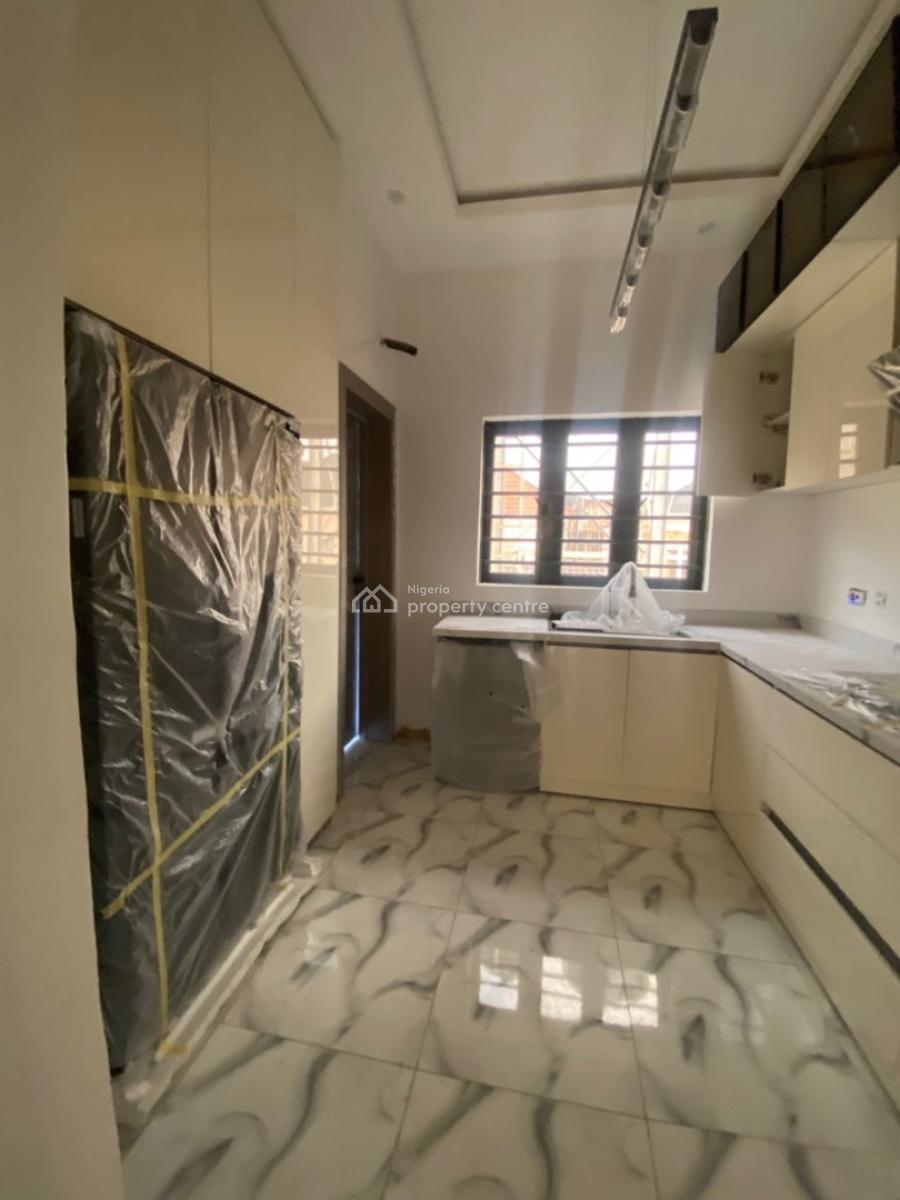4 Bedrooms Detached Lovely Duplex, Lekki Phase 1, Lekki, Lagos, Detached Duplex for Sale