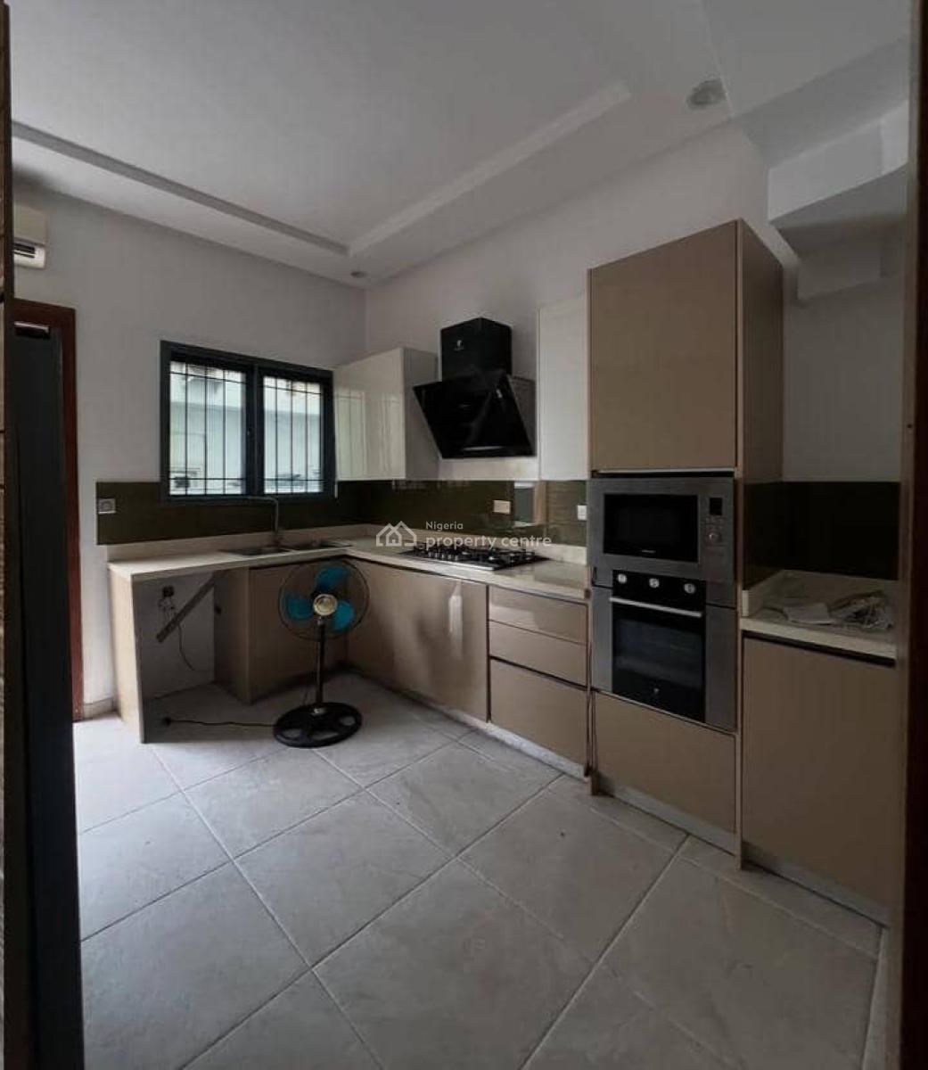 4 Bedrooms Terrace with Bq, Ikate Elegushi, Lekki, Lagos, Terraced Duplex for Rent