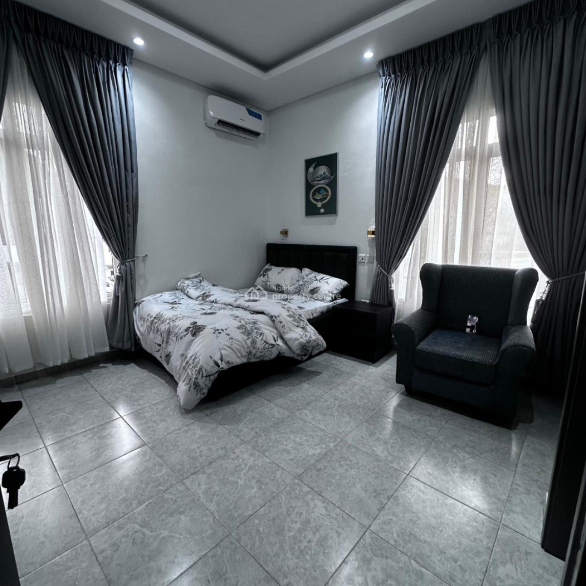 2 Bedrooms Neatly Furnished Apartment, Old Ikoyi, Ikoyi, Lagos, Flat / Apartment for Rent