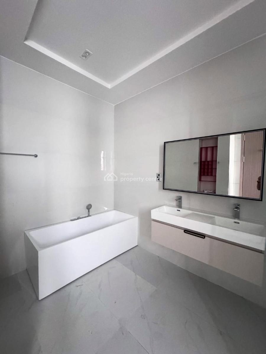 5 Bedrooms Fully Detached Duplex, Lekki Phase 1, Lekki, Lagos, Detached Duplex for Sale