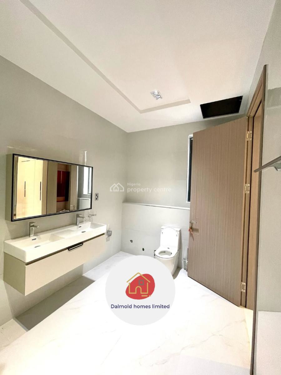 5 Bedrooms Fully Detached Duplex, Lekki Phase 1, Lekki, Lagos, Detached Duplex for Sale