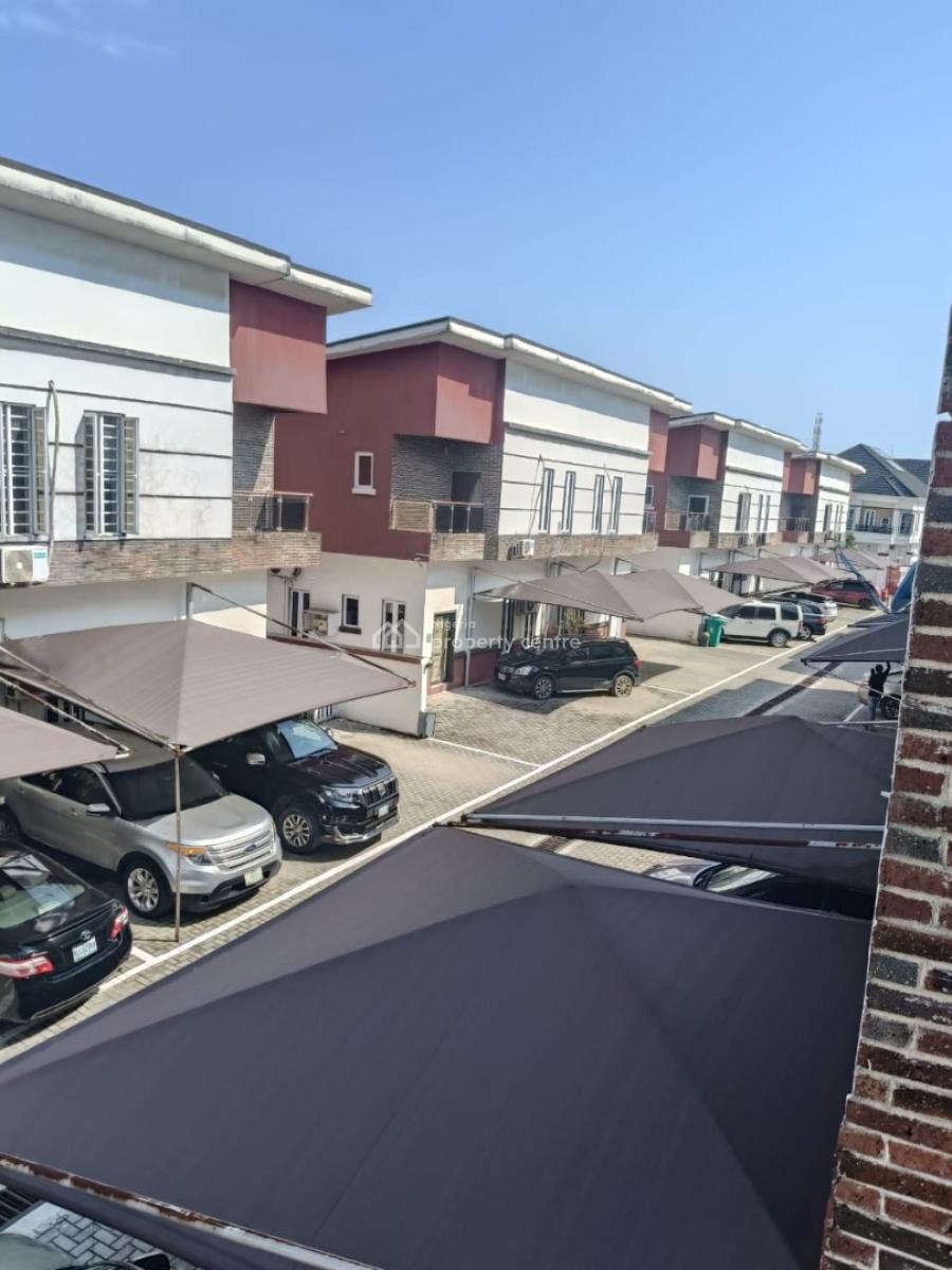 Extremely Spacious Master Bedroom, Orchid Road, Eleganza, Lekki, Lagos, Flat / Apartment for Rent