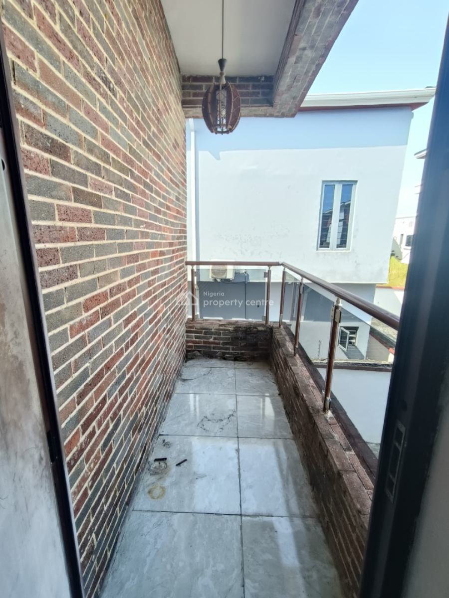 Extremely Spacious Master Bedroom, Orchid Road, Eleganza, Lekki, Lagos, Flat / Apartment for Rent