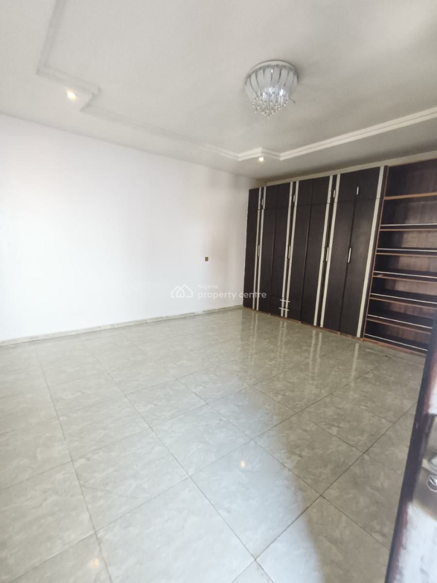 Extremely Spacious Master Bedroom, Orchid Road, Eleganza, Lekki, Lagos, Flat / Apartment for Rent