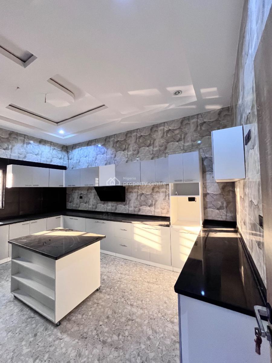 9 Bedroom Villa Available, Karsana, Abuja, Detached Duplex for Sale