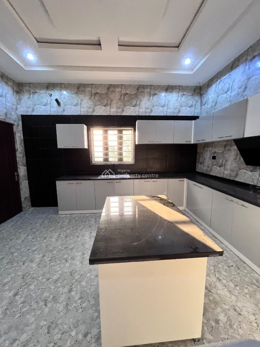 9 Bedroom Villa Available, Karsana, Abuja, Detached Duplex for Sale