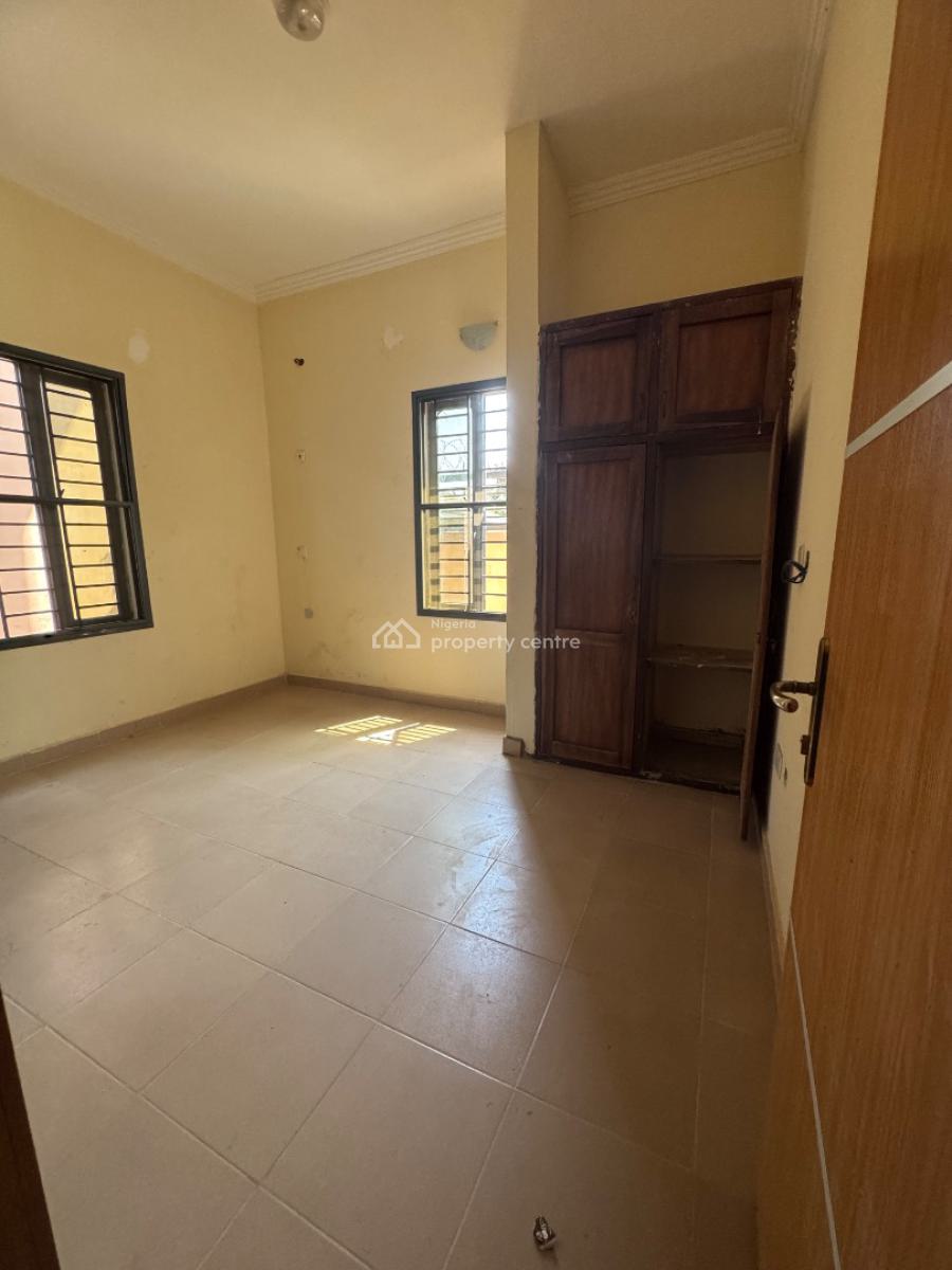 Pop 2 Bedroom Flat, Nn Estate, Igbogbo, Ikorodu, Lagos, Flat / Apartment for Rent