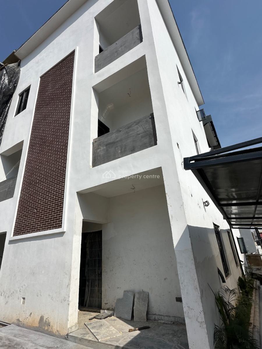 Luxury Spacious 6 Rooms Duplex with Bq, Guzape District, Abuja, Terraced Duplex for Sale