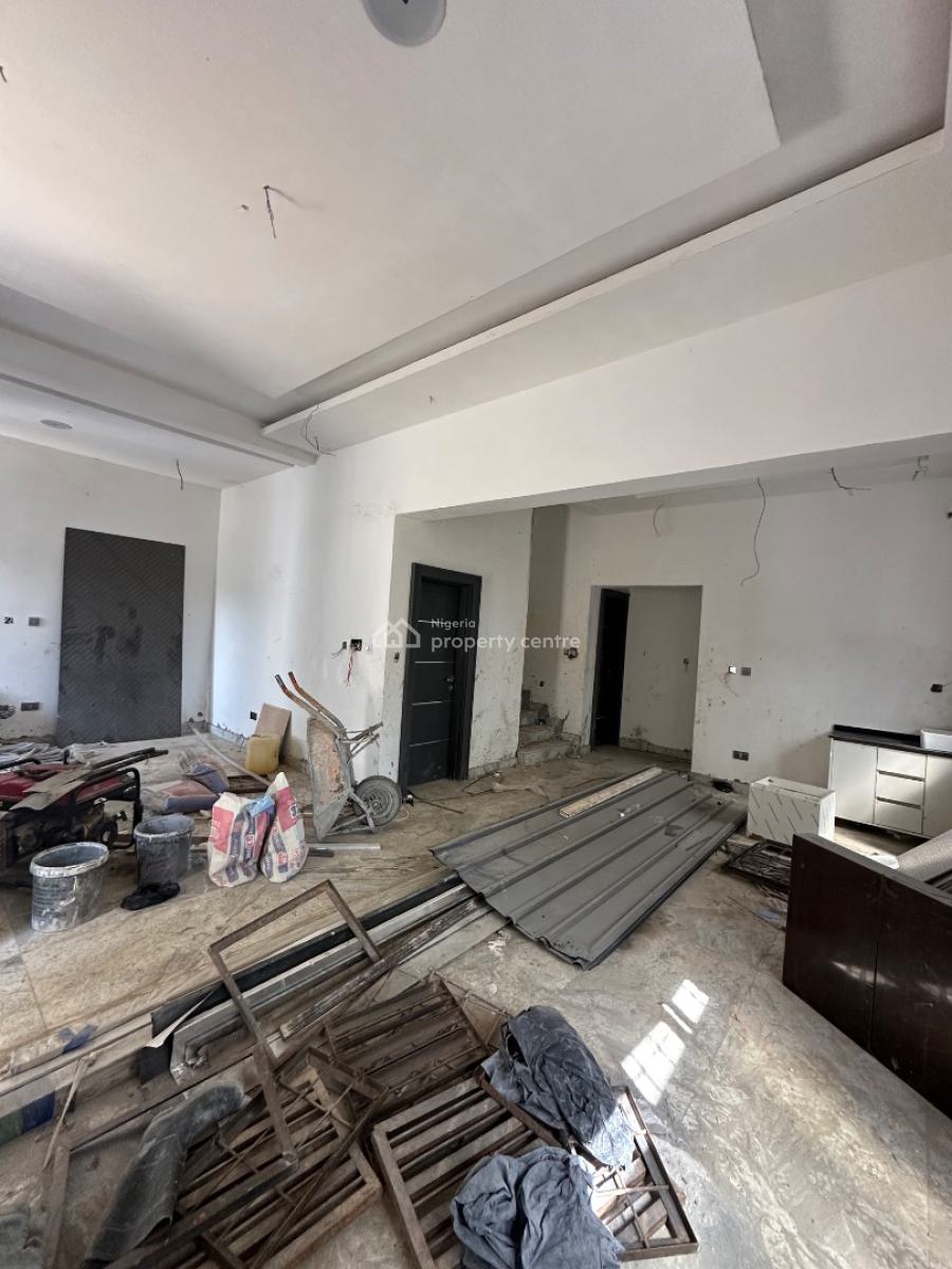 Luxury Spacious 6 Rooms Duplex with Bq, Guzape District, Abuja, Terraced Duplex for Sale