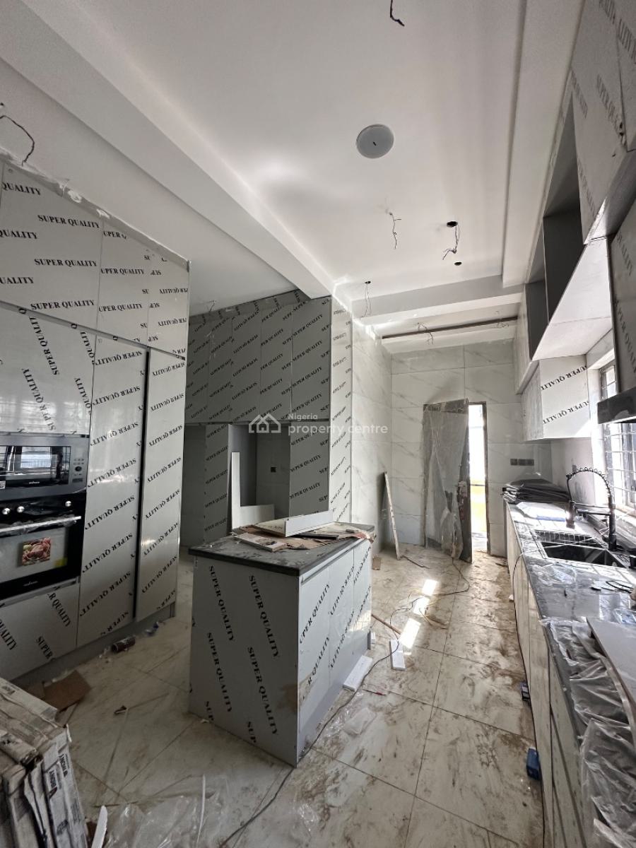 Luxury Spacious 6 Rooms Duplex with Bq, Guzape District, Abuja, Terraced Duplex for Sale