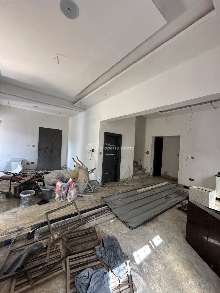 Luxury Spacious 6 Rooms Duplex with Bq, Guzape District, Abuja, Terraced Duplex for Sale