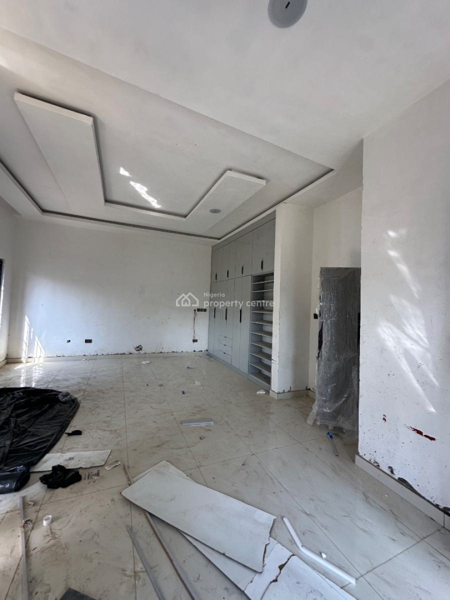 Luxury Spacious 6 Rooms Duplex with Bq, Guzape District, Abuja, Terraced Duplex for Sale