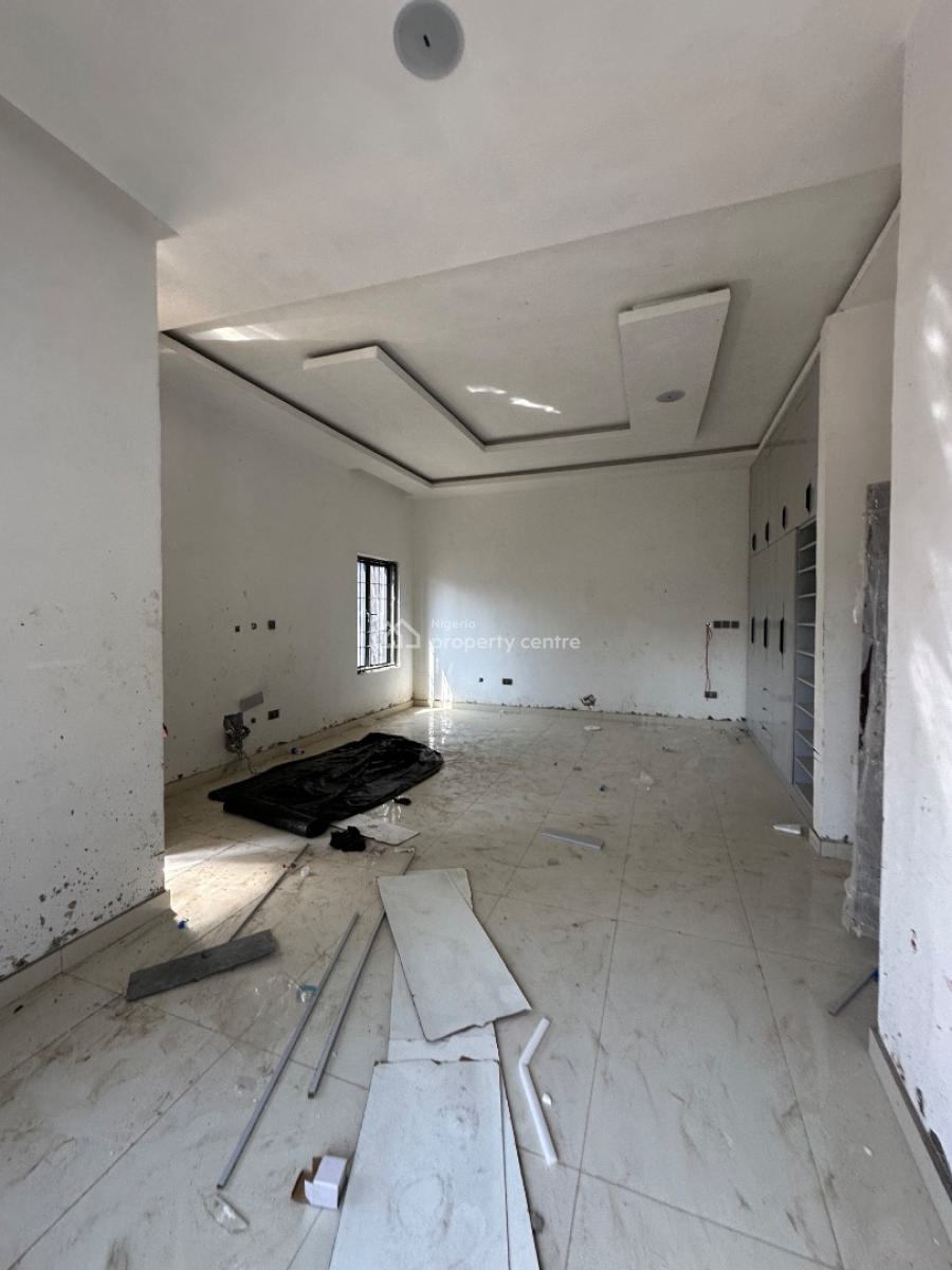 Luxury Spacious 6 Rooms Duplex with Bq, Guzape District, Abuja, Terraced Duplex for Sale