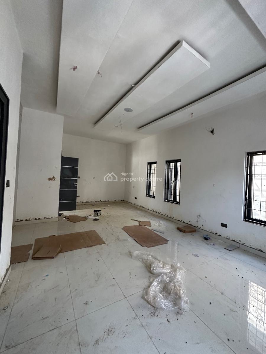 Luxury Spacious 6 Rooms Duplex with Bq, Guzape District, Abuja, Terraced Duplex for Sale