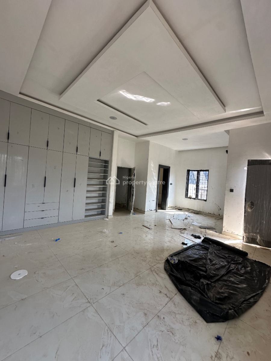 Luxury Spacious 6 Rooms Duplex with Bq, Guzape District, Abuja, Terraced Duplex for Sale