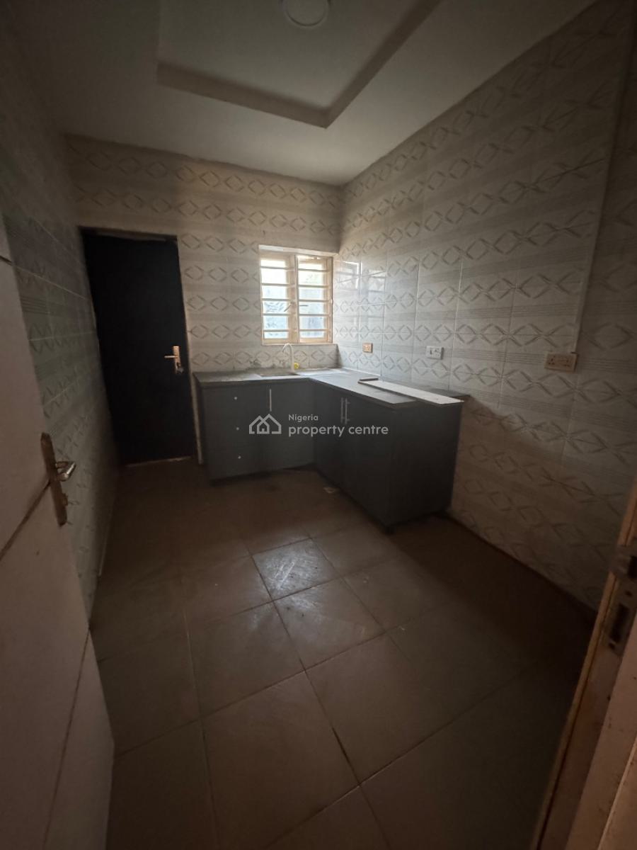 Pop 2 Bedroom Flat, Razak Taiwo, Igbogbo, Ikorodu, Lagos, Flat / Apartment for Rent