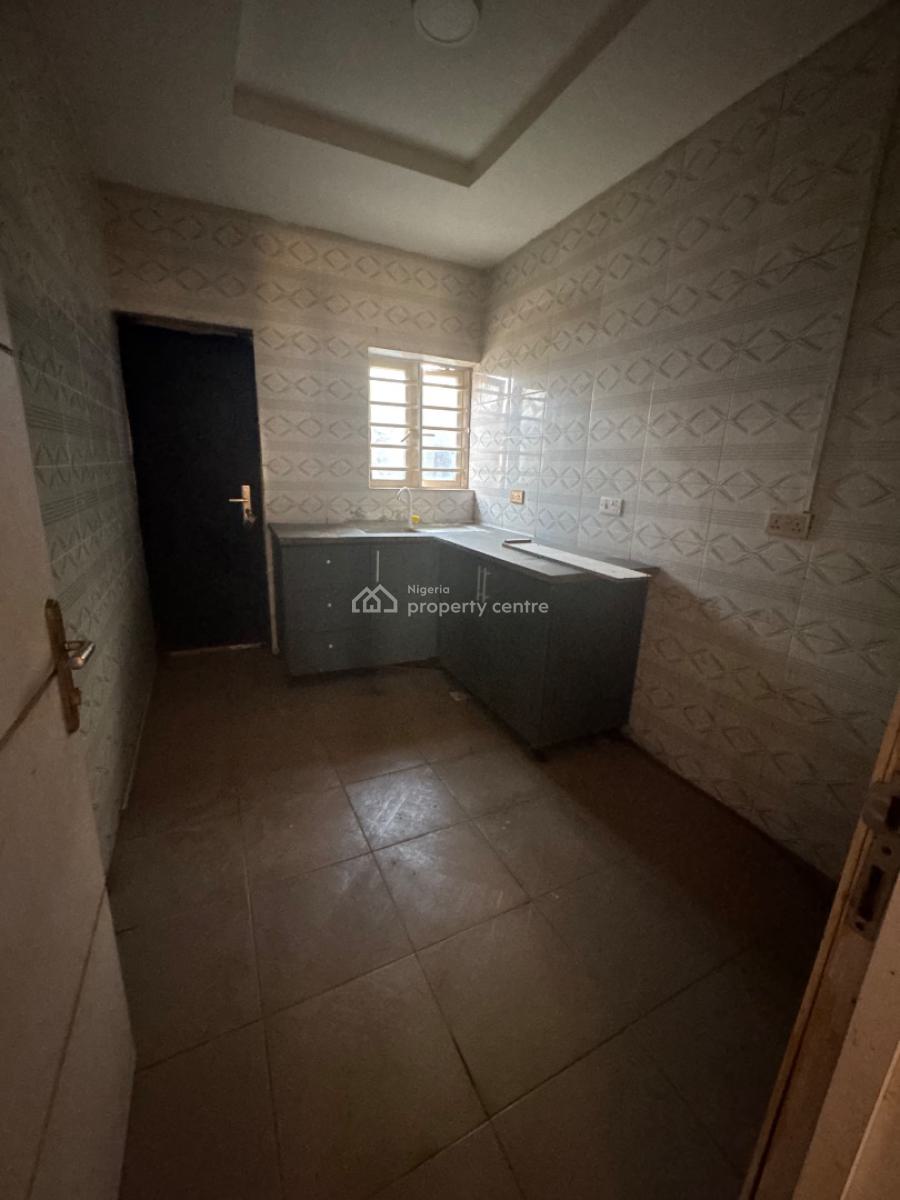 Pop 2 Bedroom Flat, Razak Taiwo, Igbogbo, Ikorodu, Lagos, Flat / Apartment for Rent