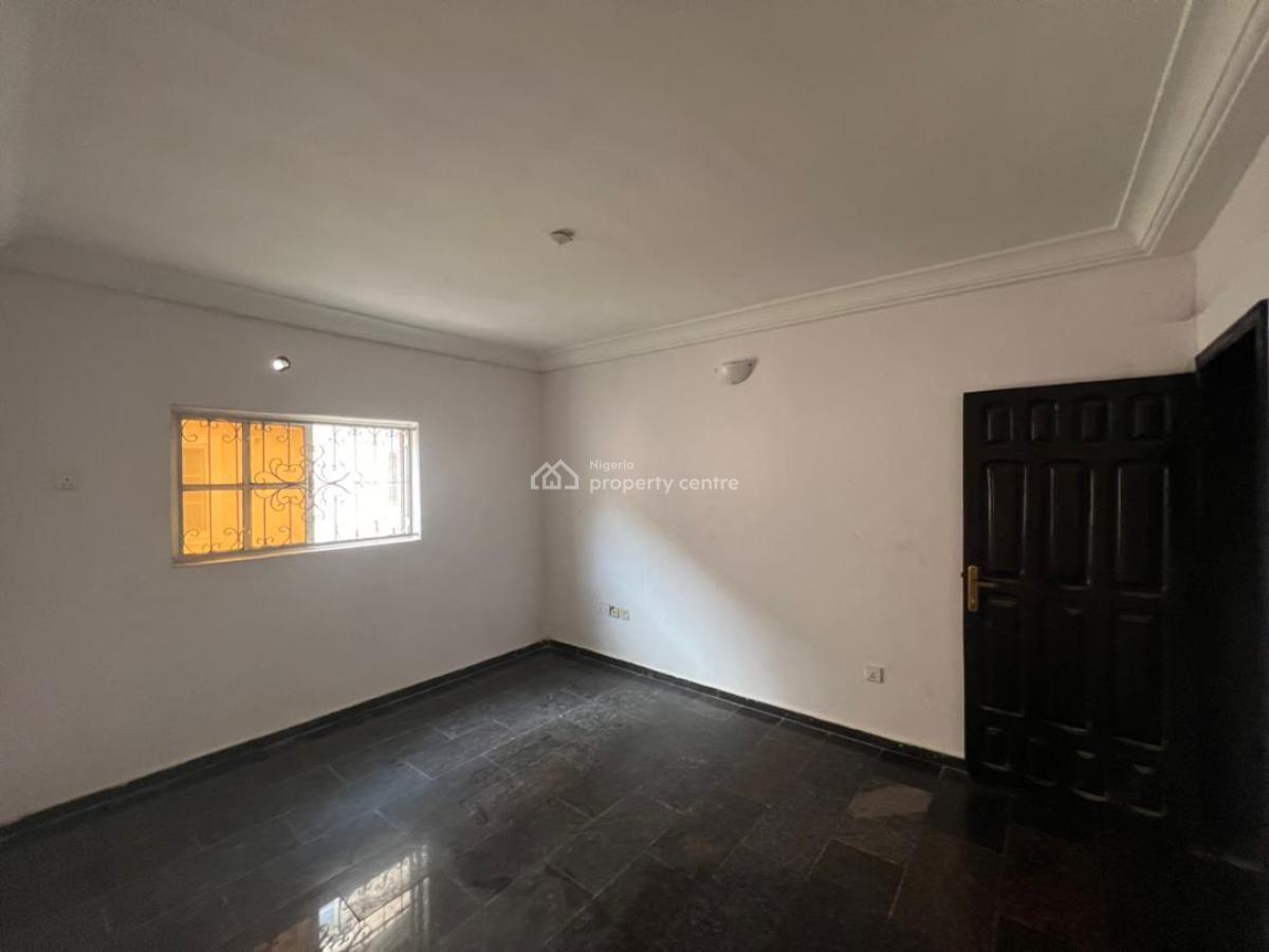 1 Bedroom Apartment, Lekki Phase 1, Lekki, Lagos, Mini Flat (room and Parlour) for Rent