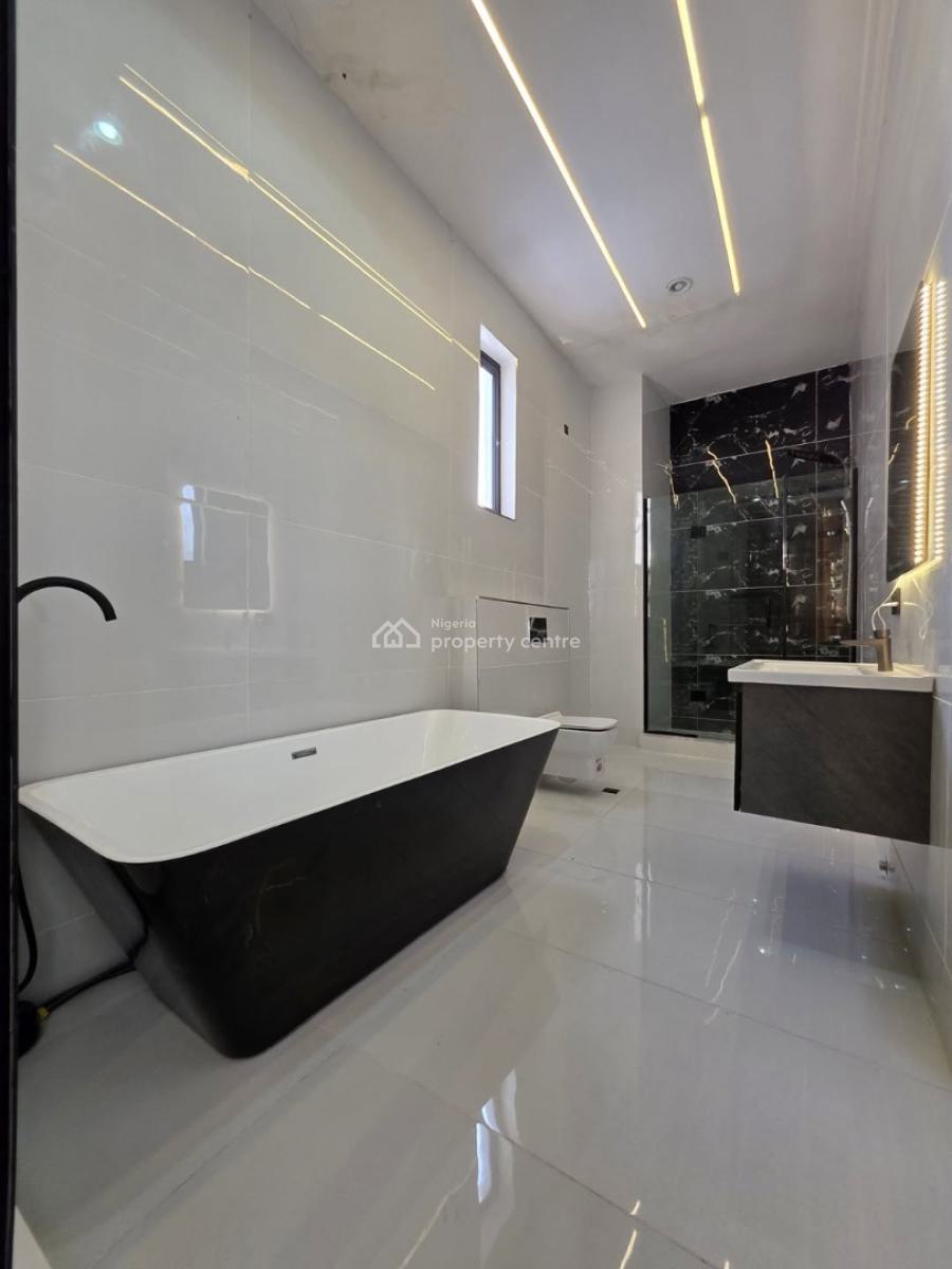 5 Bedroom Fully-detached Duplexes, Ajah, Lagos, Detached Duplex for Sale