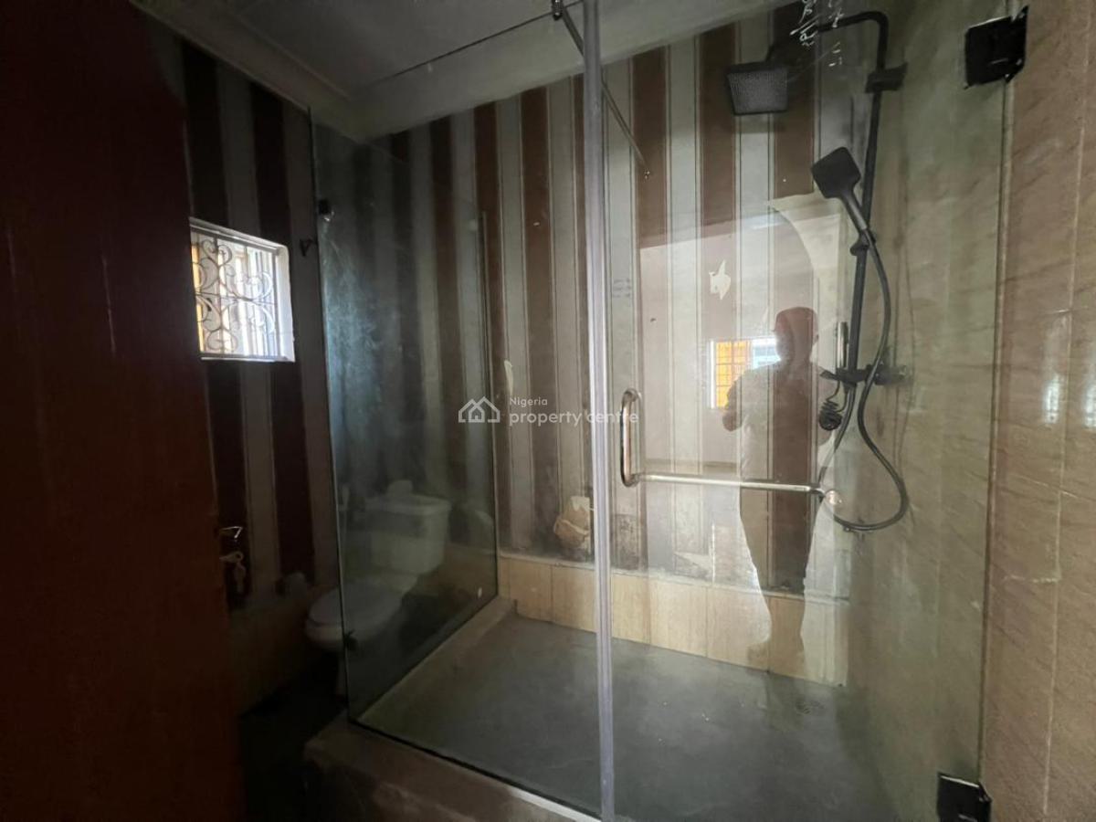 2 Bedrooms Flat, Lekki Phase 1, Lekki, Lagos, Flat / Apartment for Rent