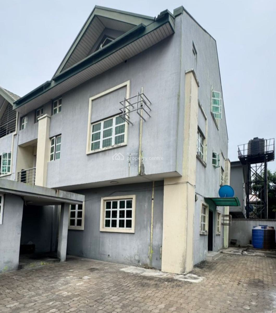 a Self Service and Self Compound 4bedroom Detached Duplex  at Lekki, Off Fola Osibo Lekki Phase 1., Lekki Phase 1, Lekki, Lagos, Semi-detached Duplex for Rent