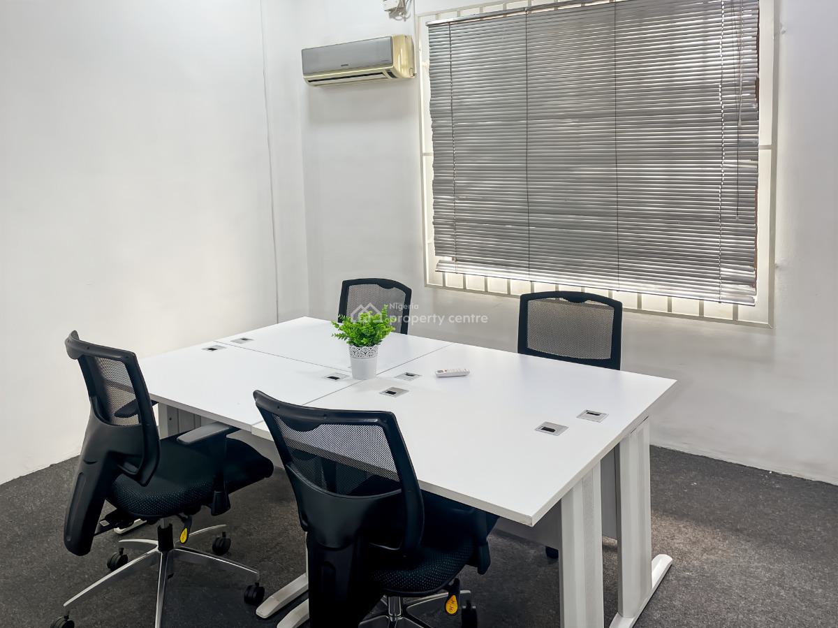Open Plan Office Space for 10 Persons in Regus Trans Amadi, 129-132 Old Michelin Compound Trans Amadi Ind. Layout, Port Harcourt, Rivers, Office Space for Rent