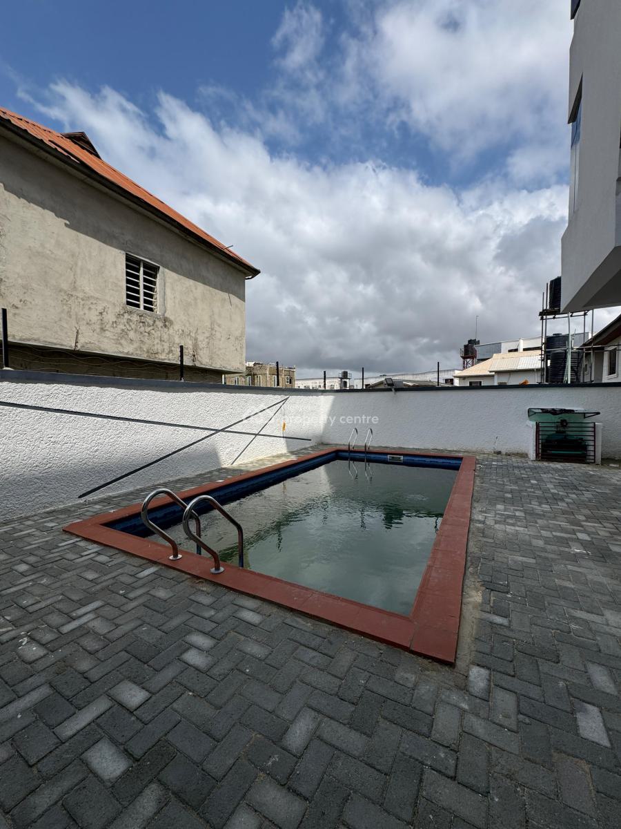 Fully Serviced 2 Bedroom Flat, Orchid Road, Lekki, Lagos, Flat / Apartment for Sale