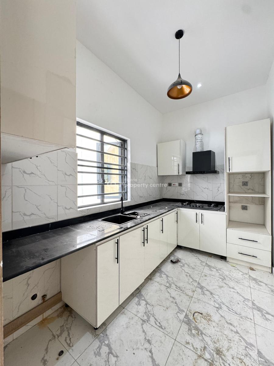 Fully Serviced 2 Bedroom Flat, Orchid Road, Lekki, Lagos, Flat / Apartment for Sale