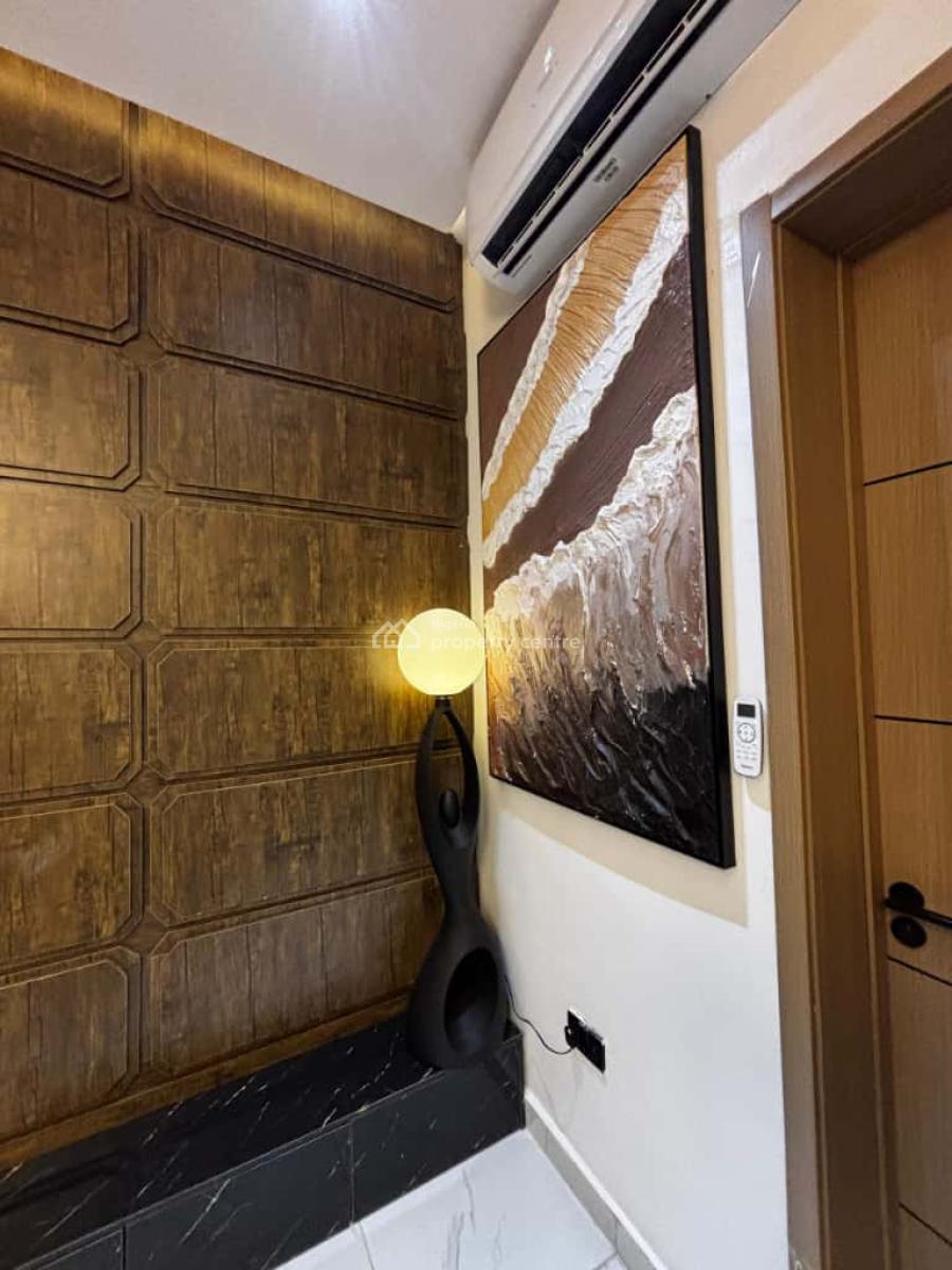 2 Bedroom Apartments with Ps5 ,gym , Snooker Board, Swimming Pool, Lekki Phase 1, Lekki, Lagos, Flat / Apartment Short Let