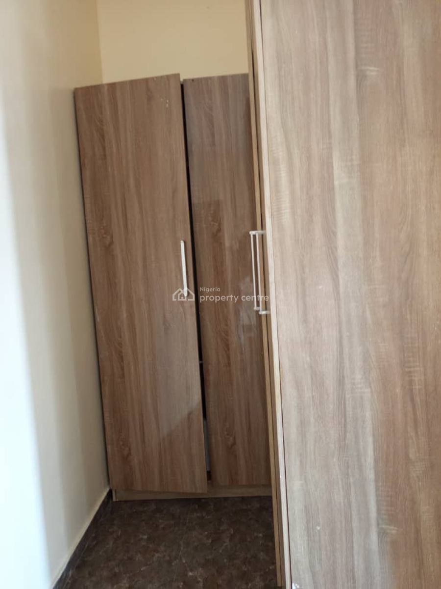 Spacious and Well Maintained 4bedroom Terrace Duplex, Chevron Drive Lekki Lagos, Lekki Expressway, Lekki, Lagos, Terraced Duplex for Rent