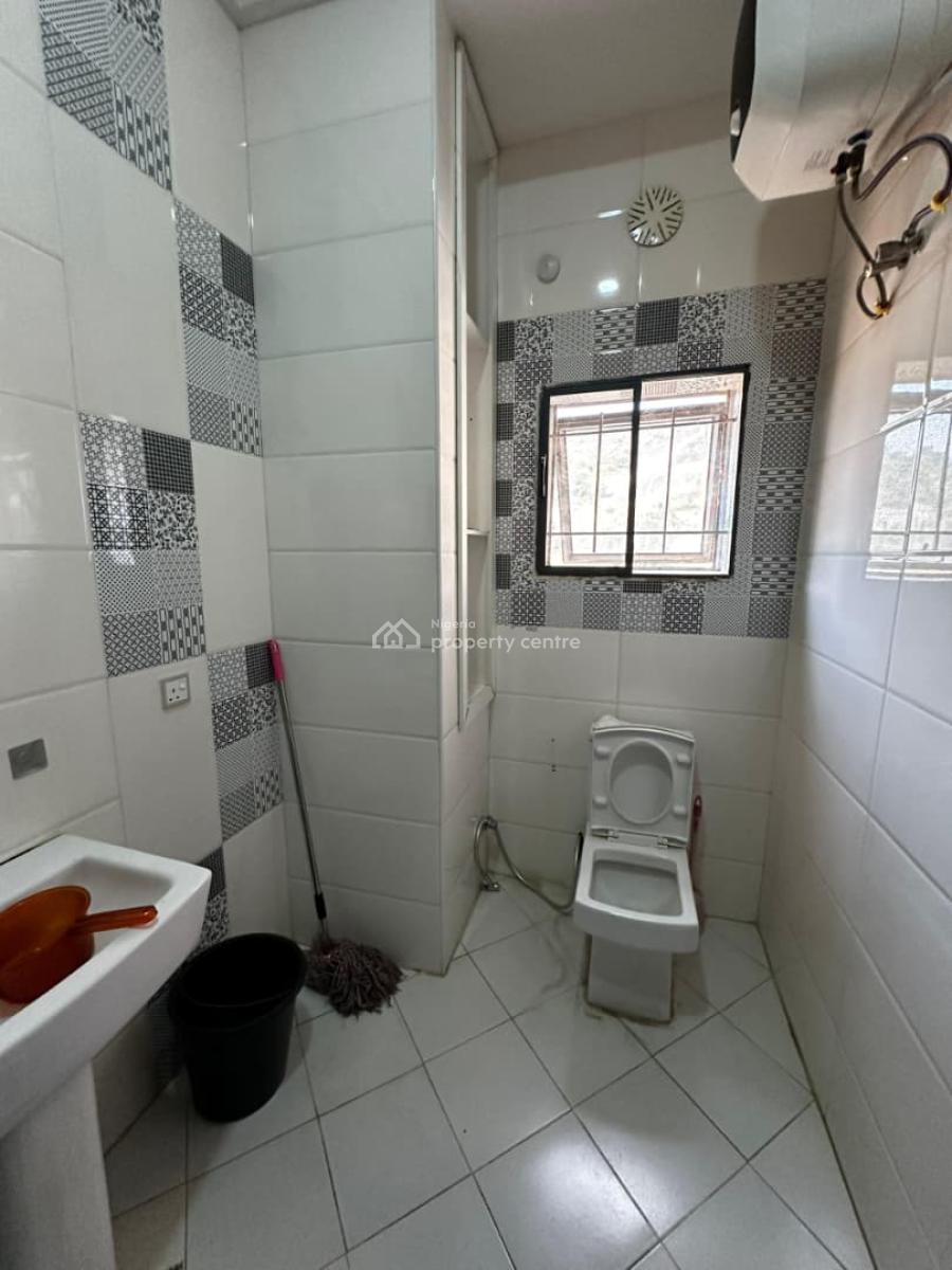 Serviced and Partly Furnished 1 Bedroom, Katampe Extension, Katampe, Abuja, Flat / Apartment for Rent