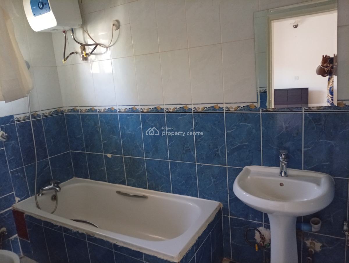 Fully Serviced and Furnished 3 Bedroom Apartment, Asokoro District, Abuja, Flat / Apartment for Rent