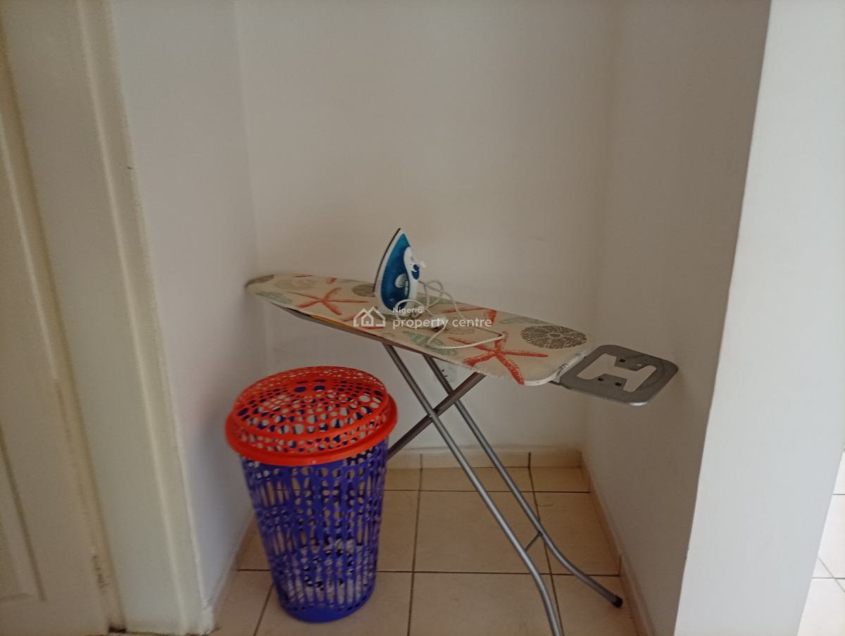 Fully Serviced and Furnished 3 Bedroom Apartment, Asokoro District, Abuja, Flat / Apartment for Rent