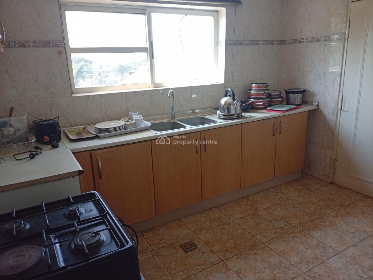 Fully Serviced and Furnished 3 Bedroom Apartment, Asokoro District, Abuja, Flat / Apartment for Rent