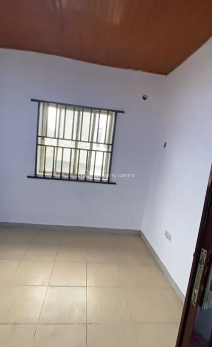 Standard  Miniflat {upstairs} - {video Available}, Victory Estate @ Thomas Estate, Ajah, Lagos, Mini Flat (room and Parlour) for Rent
