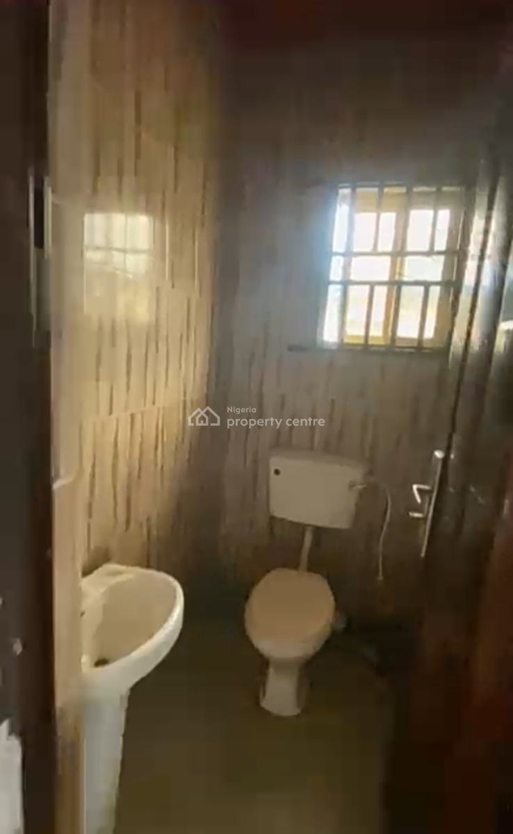 Standard  Miniflat {upstairs} - {video Available}, Victory Estate @ Thomas Estate, Ajah, Lagos, Mini Flat (room and Parlour) for Rent
