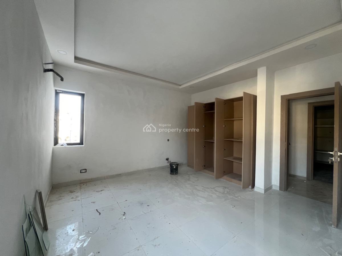 Luxury 3 Bedroom Apartment with Bq, Lekki Phase 1, Lekki, Lagos, Flat / Apartment for Rent
