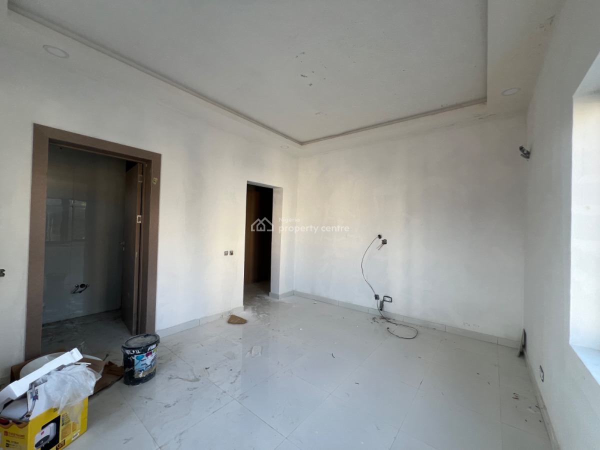 Luxury 3 Bedroom Apartment with Bq, Lekki Phase 1, Lekki, Lagos, Flat / Apartment for Rent