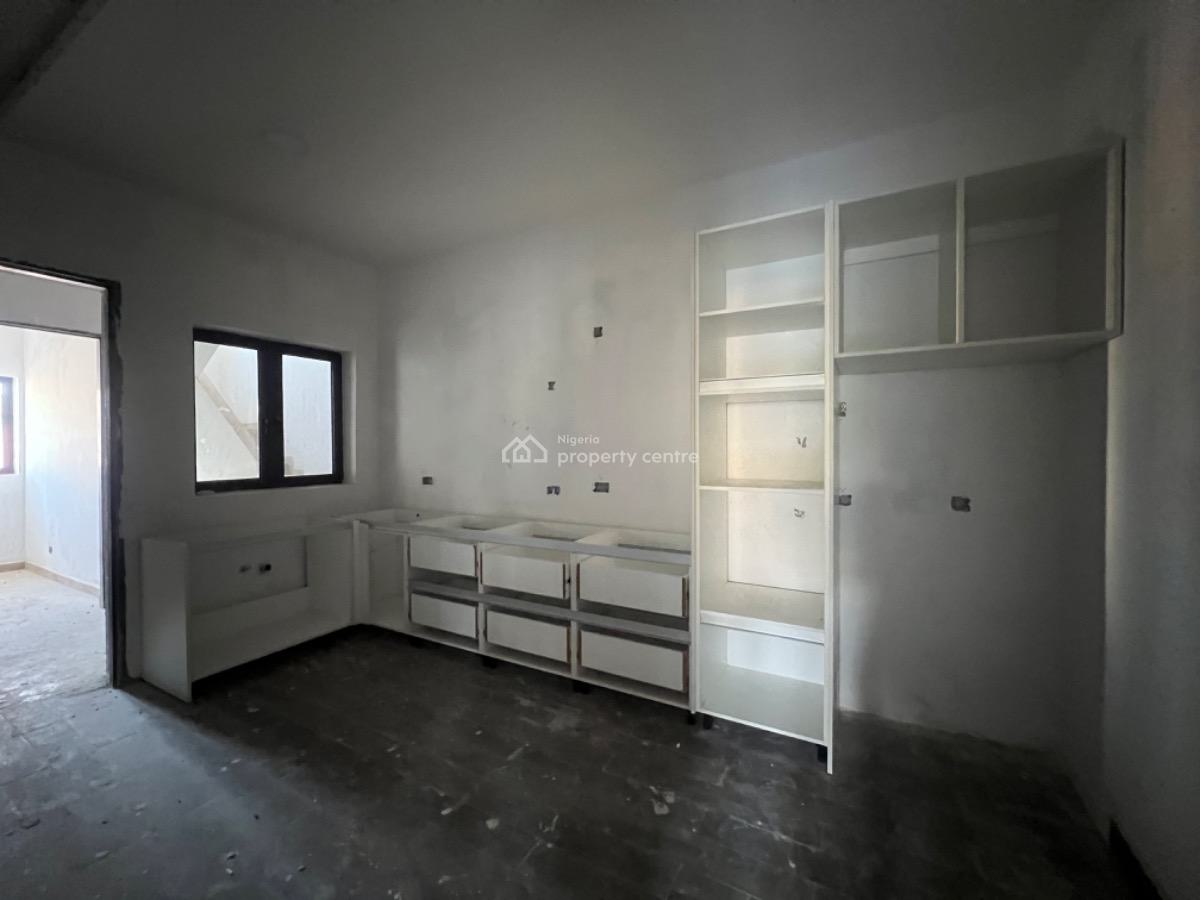 Luxury 3 Bedroom Apartment with Bq, Lekki Phase 1, Lekki, Lagos, Flat / Apartment for Rent