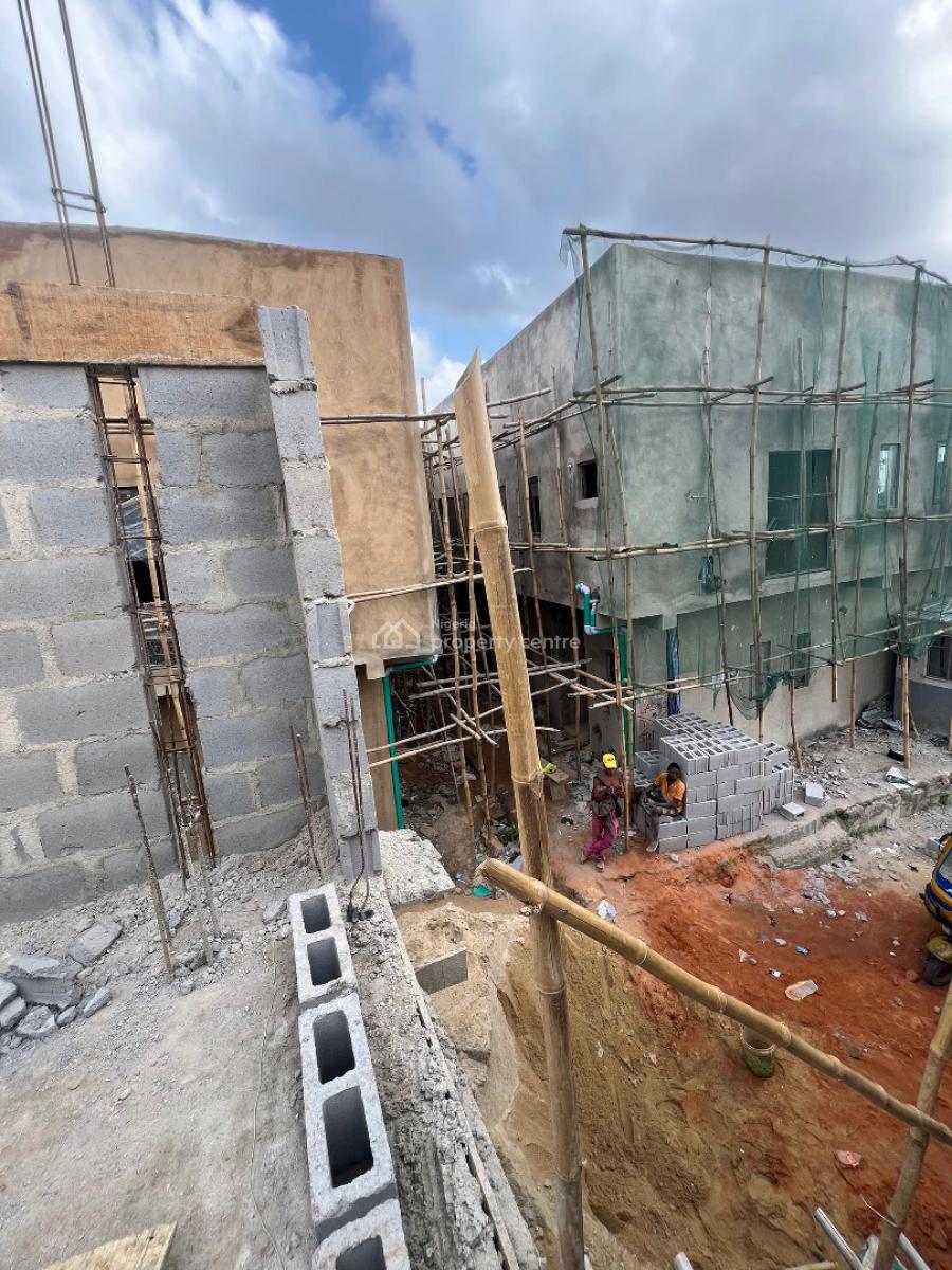 a Luxury Cash Flow Lease Investment, Obanikoro, Shomolu, Lagos, House for Sale