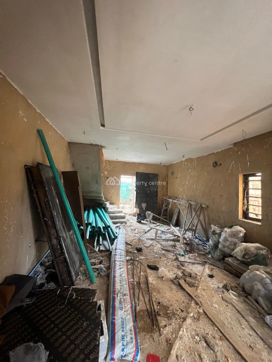 a Luxury Cash Flow Lease Investment, Obanikoro, Shomolu, Lagos, House for Sale