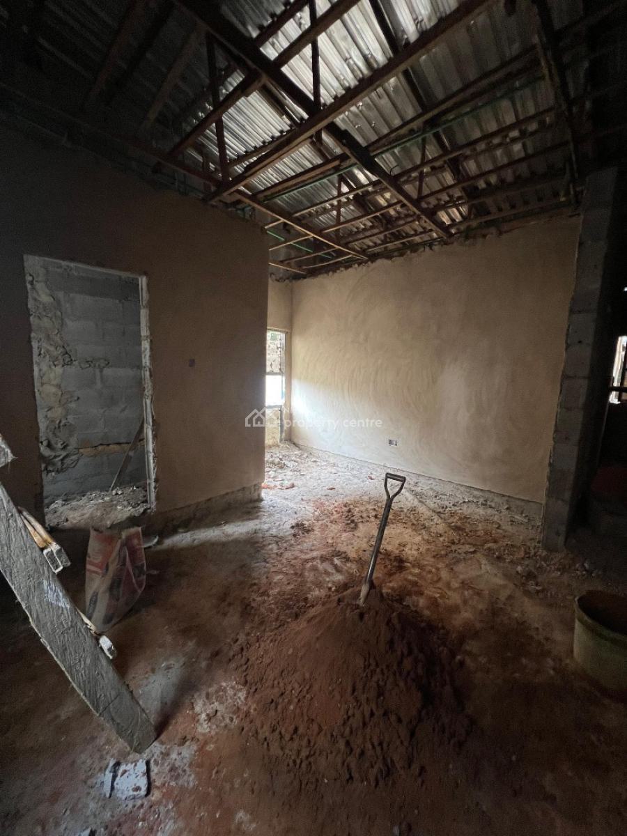 a Luxury Cash Flow Lease Investment, Obanikoro, Shomolu, Lagos, House for Sale