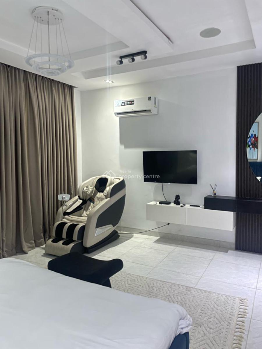 Elegant One Bedroom Flat + Massage Chair, Salomi, Ikoyi, Lagos, House Short Let
