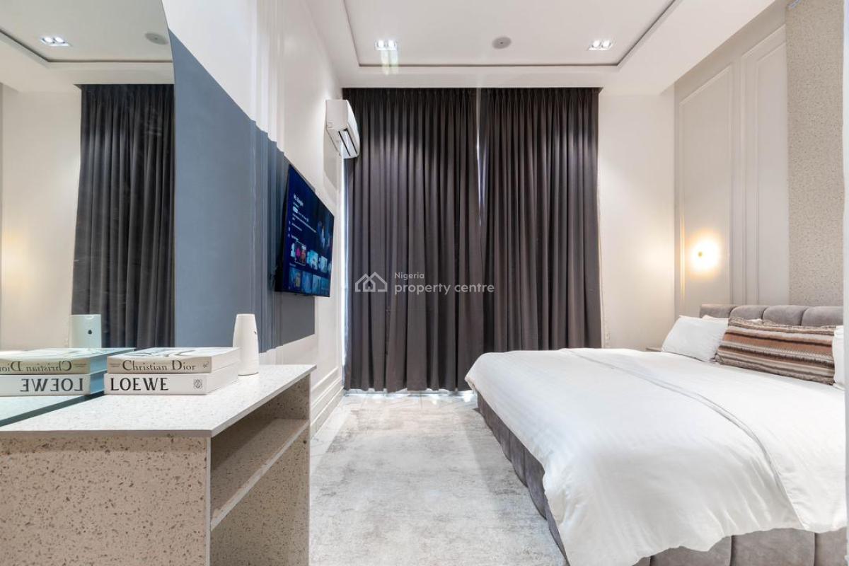 Brand New and Beautiful 🥰 3 Bedroom Apartment with Swimming Pool, P, Lekki Phase 1, Lekki, Lagos, Flat / Apartment Short Let