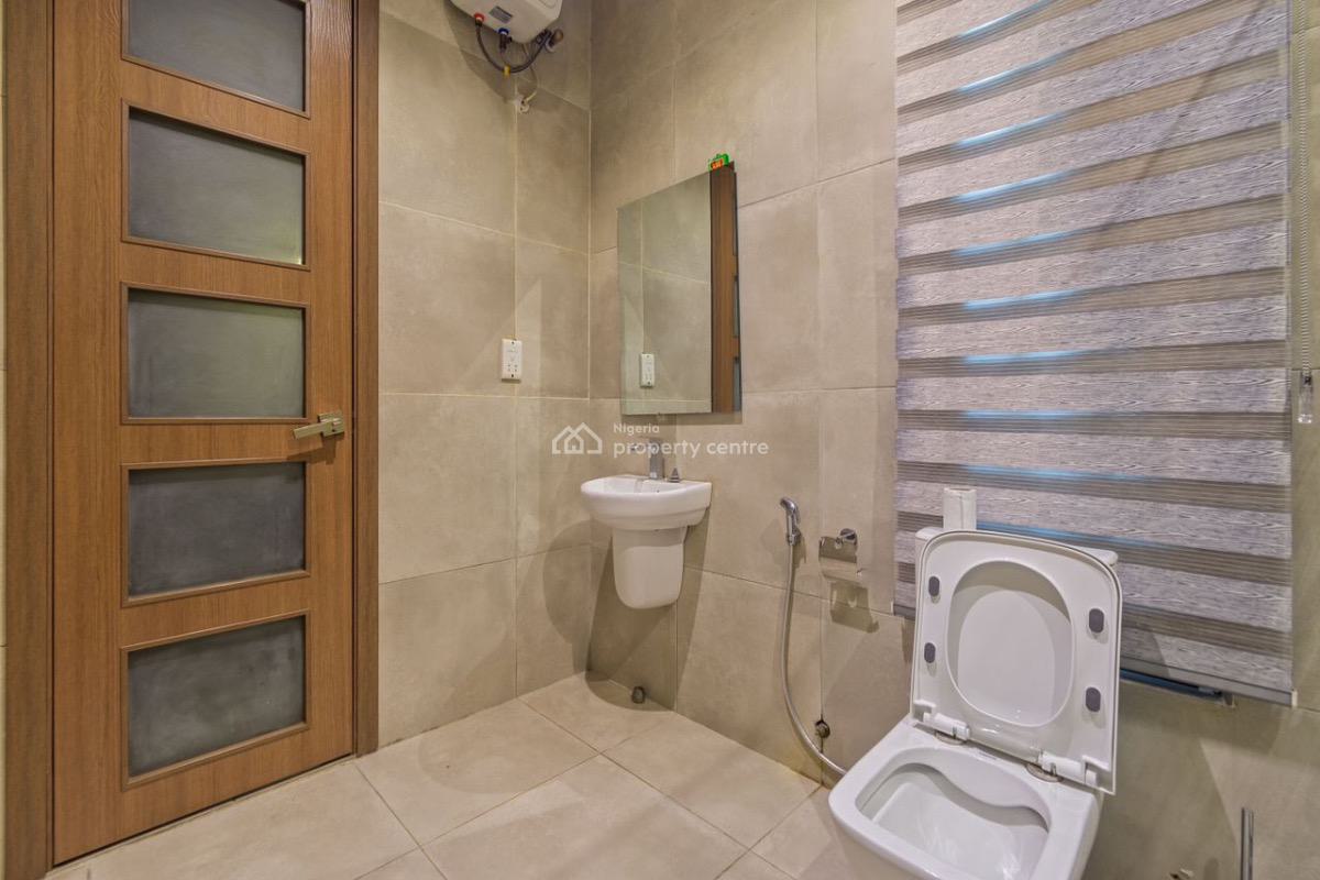 Spacious 1 Bedroom Apartment (ground Floor ), Lekki Phase 1, Lekki, Lagos, House Short Let