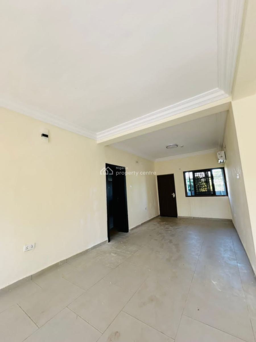 Newly Renovated 3 Bedroom Apartment with Pool W, Lekki, Lekki, Lagos, Flat / Apartment for Rent