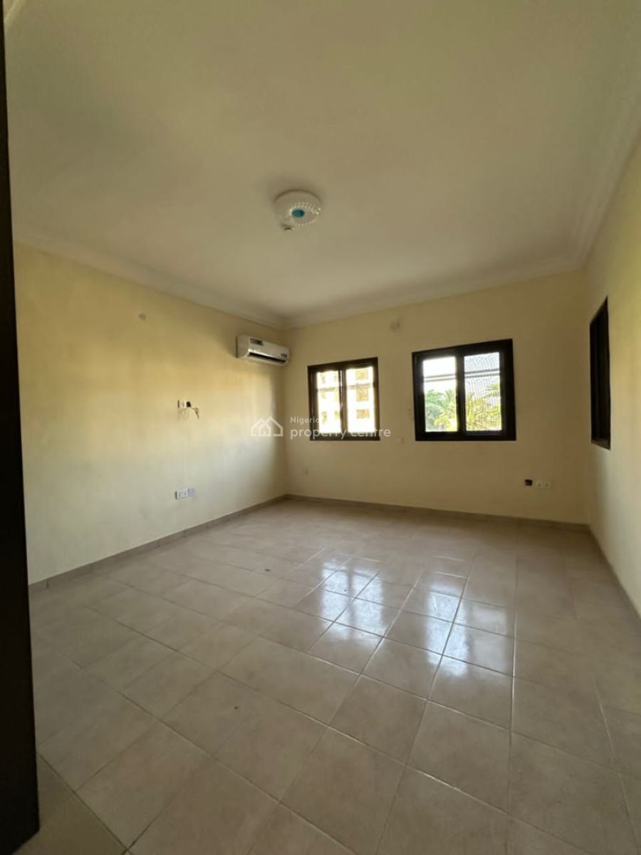 Newly Renovated 3 Bedroom Apartment with Pool W, Lekki, Lekki, Lagos, Flat / Apartment for Rent